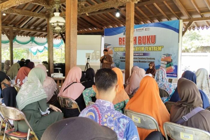 Bedah Buku Oleh Dinas Perpustakaan Sleman