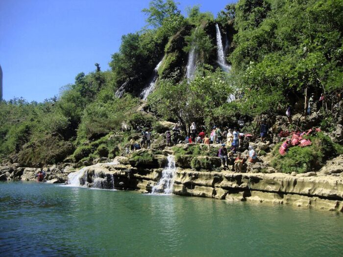 Kesegaran alami di Air Terjun Sri Gethu
