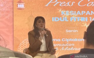 Direktur Utama InJourney Hospitality Christine Hutabarat dalam konferensi pers di Jakarta, Senin (9/3/2026). ANTARA/Farika Nur Khotimah